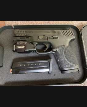 Smith & Wesson M&P9 Semi-Auto Pistol